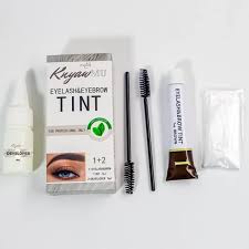 Lash Lift & Tint with Brow Lamination Certificate